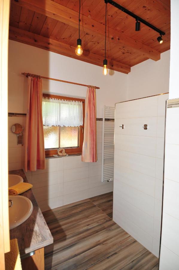 Ferienwohnung Maria Erlsbacher Sankt Veit in Defereggen ภายนอก รูปภาพ